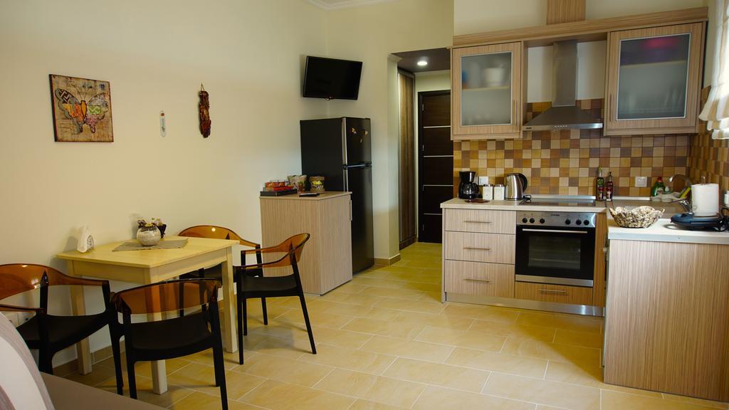Apartments Sissy Agios Georgios Pagon Exterior photo