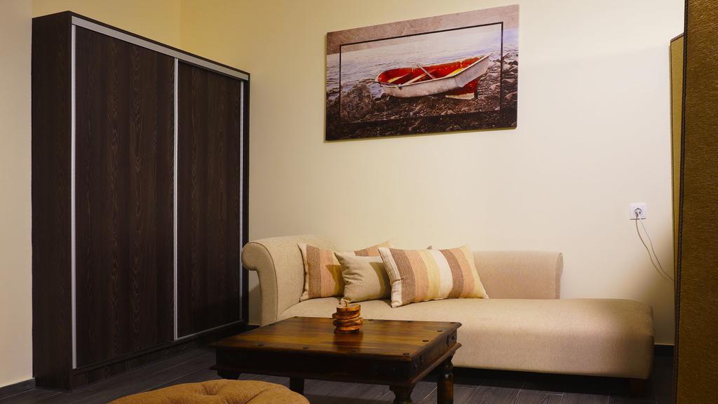 Apartments Sissy Agios Georgios Pagon Exterior photo